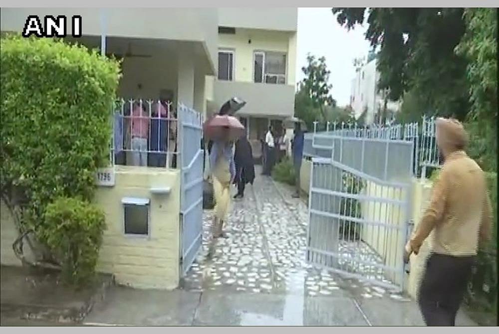 Senior Journalist K.J. Singh Murdered At Mohali Home With 92-Year-Old Mother