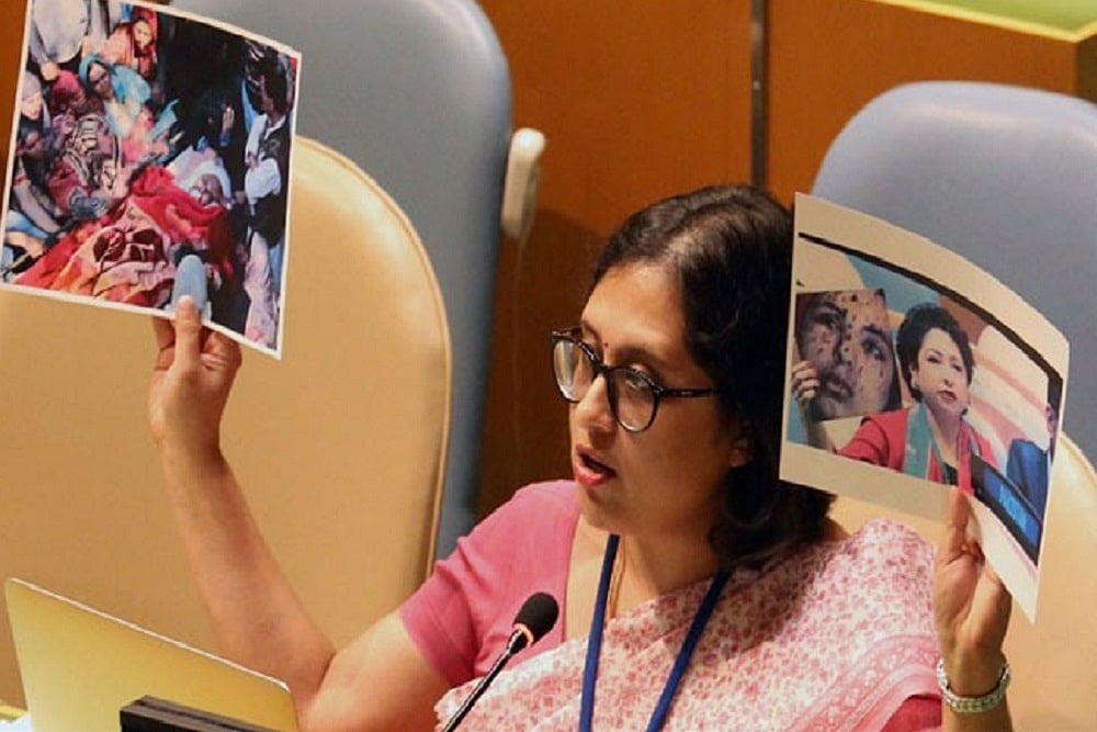 Day After Pakistan’s Goof At UN, India Counters With Picture Of An Army Man Killed By Terrorists