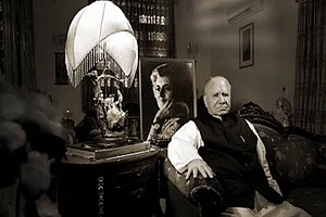 Congress Veteran Makhan Lal Fotedar Dies At 85