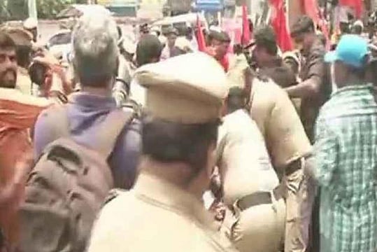 Anti-NEET Protests Continue In Tamil Nadu, AIADMK (Amma) Announces Agitation For Social Justice