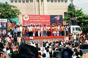 BJP Karnataka Chief Yeddyurappa, Other Leaders Detained At 'Mangaluru Chalo' Rally