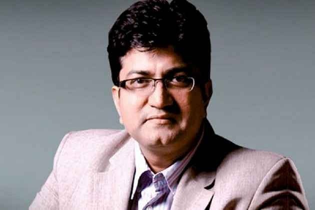 <em>Padmaavat</em> Row: Allahabad HC Issues Contempt Notice To Censor Board Chief Prasoon Joshi For Not Replying To A Plea