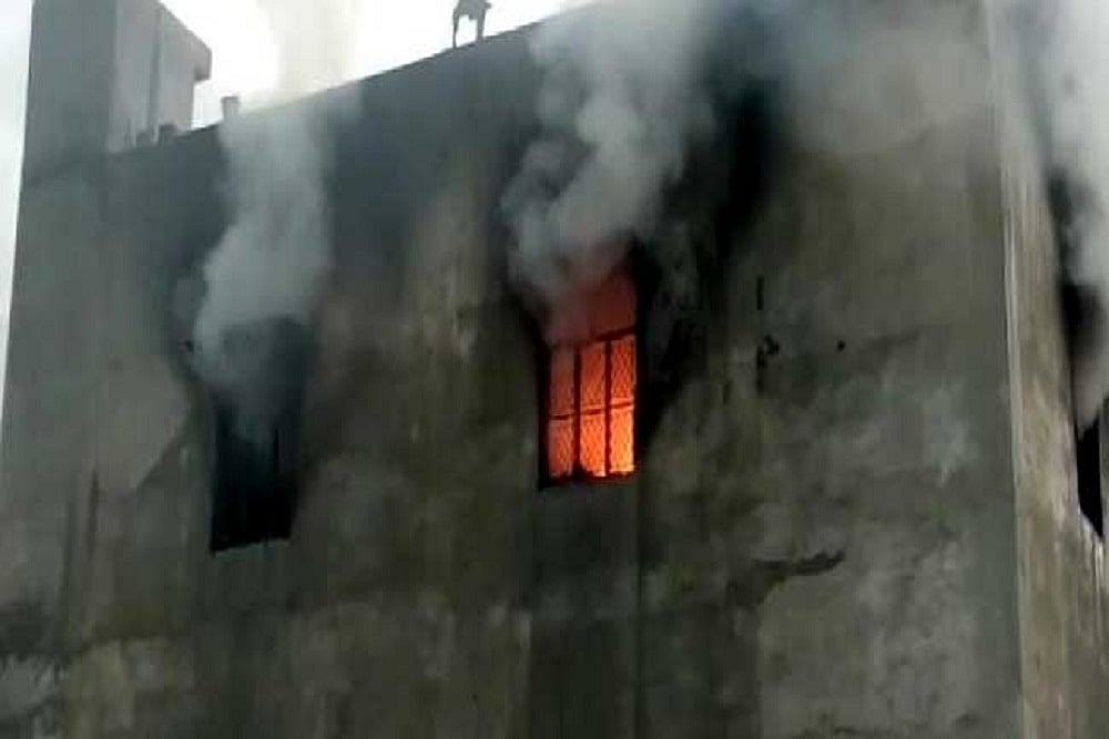 Bawana: Building Where Fire Killed 17 Was Given Licence As A 'Plastic Factory', Says Report