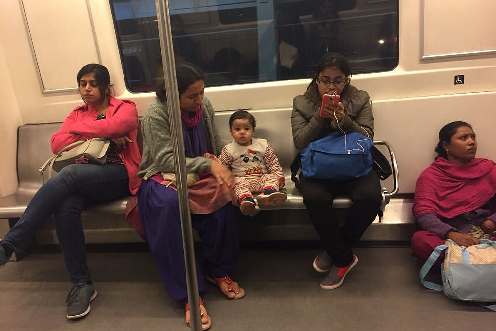 The Other Side Of The Viral Metro Picture
