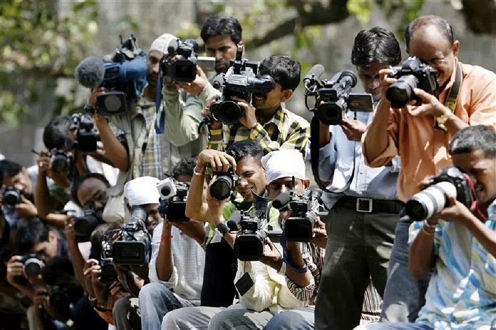 To Prevent Leaks, Uttarakhand Bars Journalists From Entering Government Offices