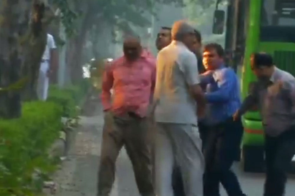 Police Question Four Men ‘Snooping’ Near Exiled CBI Chief Alok Verma’s House