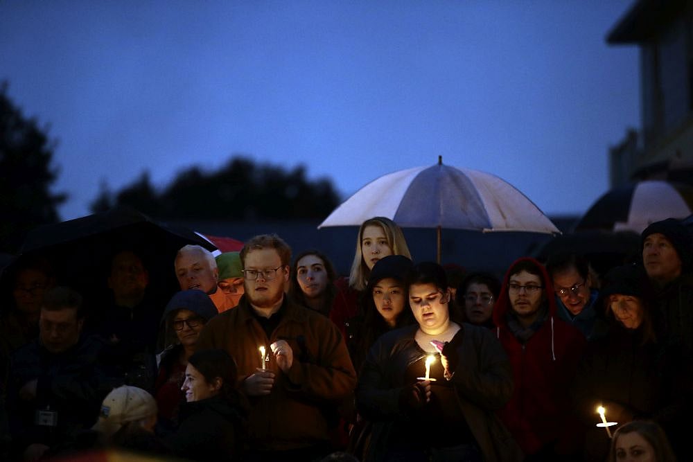 US: 11 Killed, 6 Injured In Shootout At Jewish Synagogue