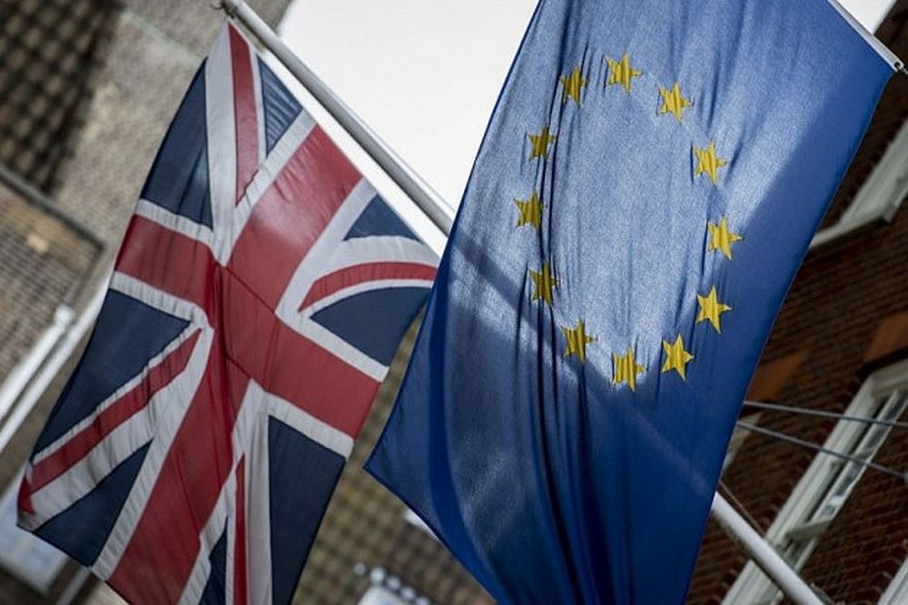 After UK Brexit Minister Resigns, Pound Plunges Up To 1% Against Dollar, Euro