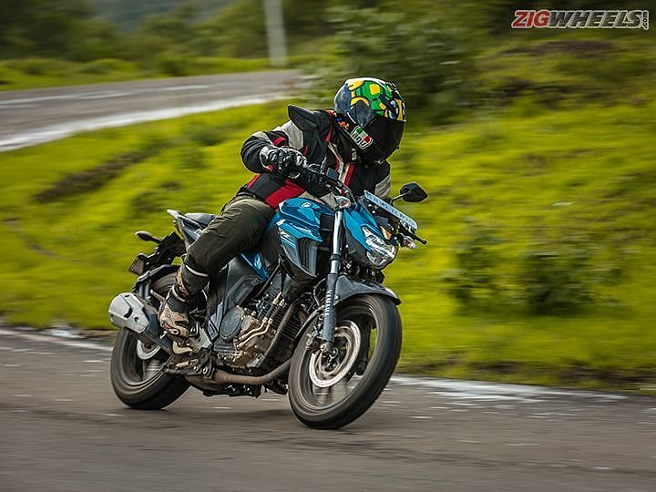 Festive Offers On Yamaha FZ25, FZ Fi And More