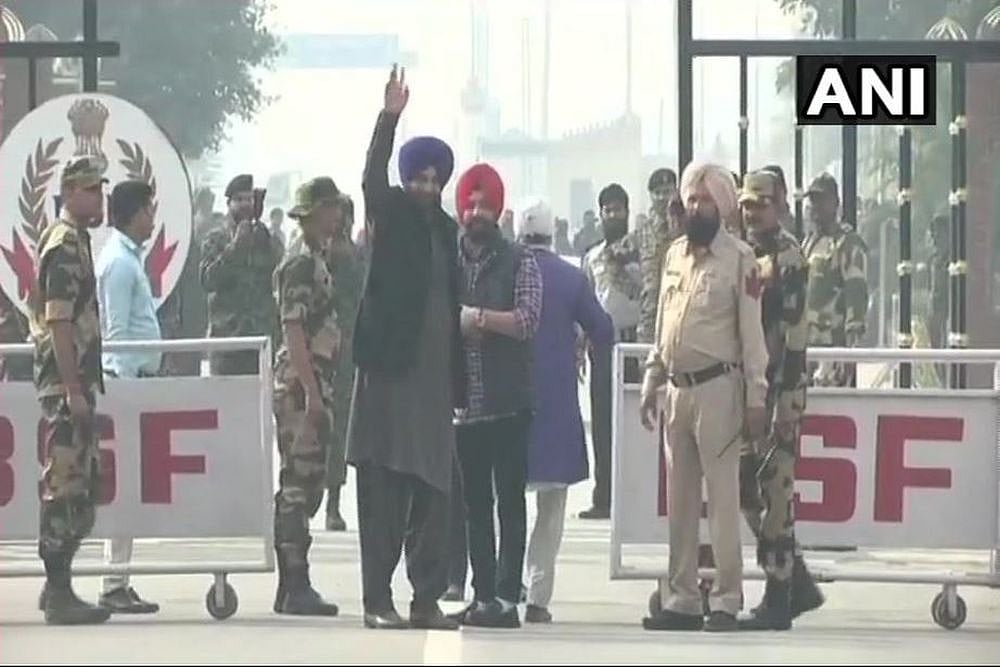 In Lahore, Sidhu Says Kartarpur Corridor Will Erase 'Enmity' Between India and Pakistan
