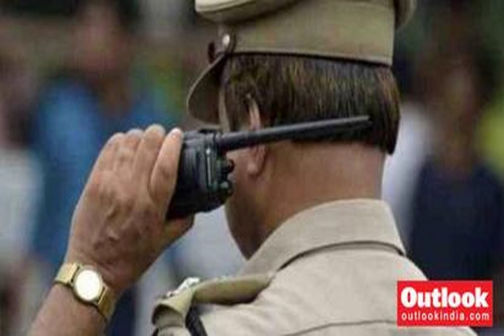 Unidentified Gunmen Open Fire On JD(U) Leader's Vehicle In Srinagar