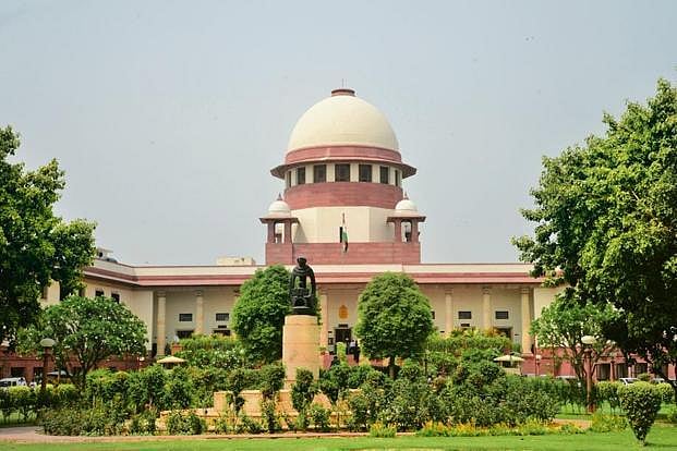 SC Extends NEET Deadline, Allows Candidates Above 25 To Apply