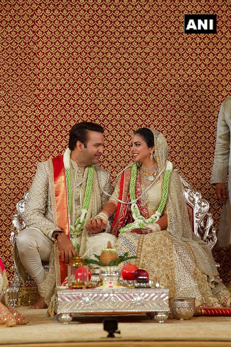 Isha Ambani And Anand Piramal Wedding Dazzles Mumbai