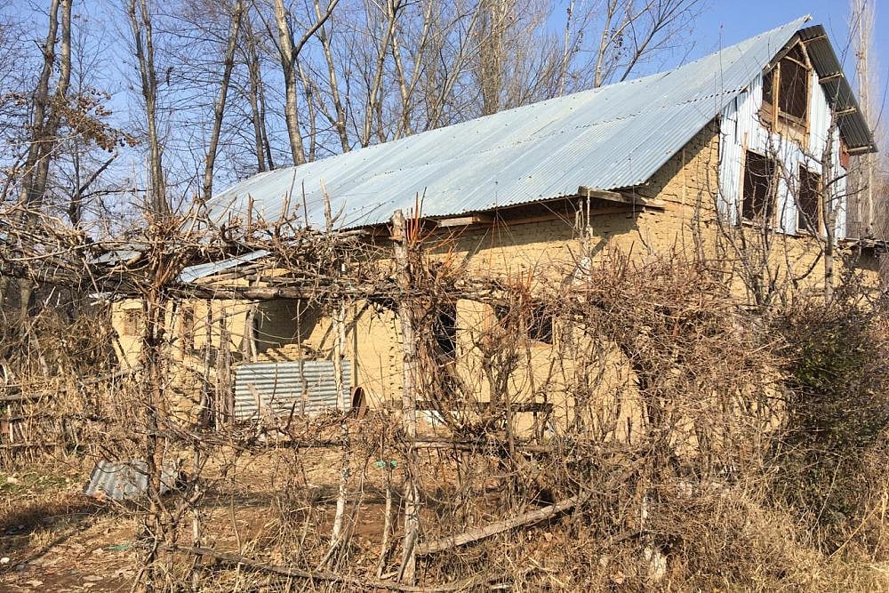 'Why Don't They Kill Us All', Say Villagers After Pulwama Encounter In Which 7 Civilians Were Killed