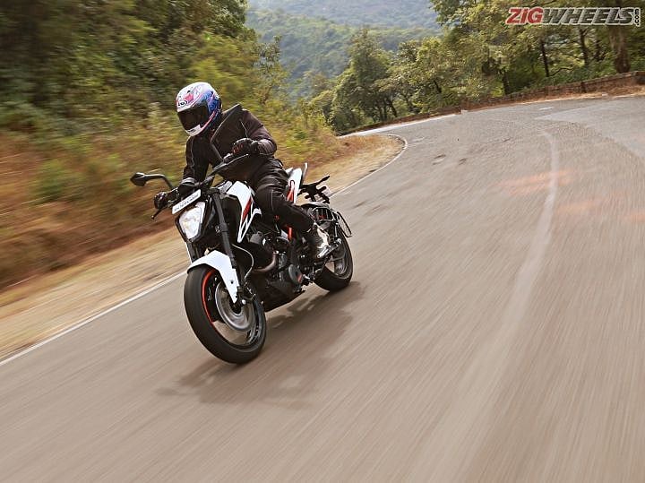 KTM 250 Duke ABS India Launch Next Month