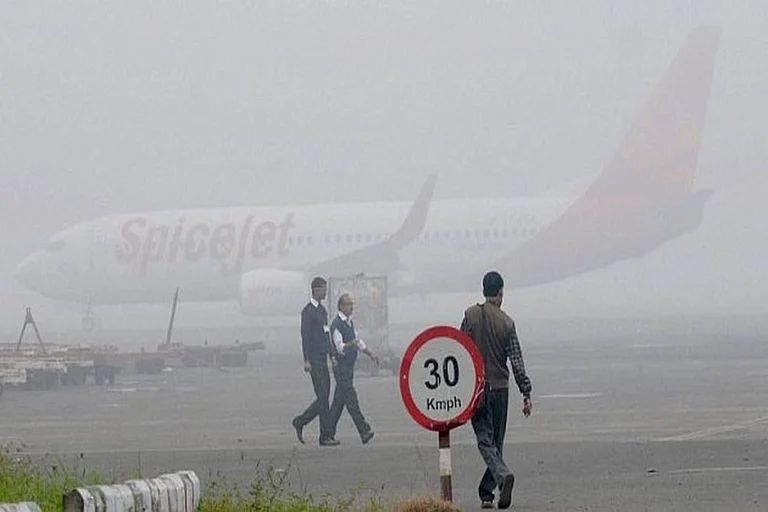 Flights Delayed Due To Low Visibility At IGI Airport - FIle Photo; Representaitve image