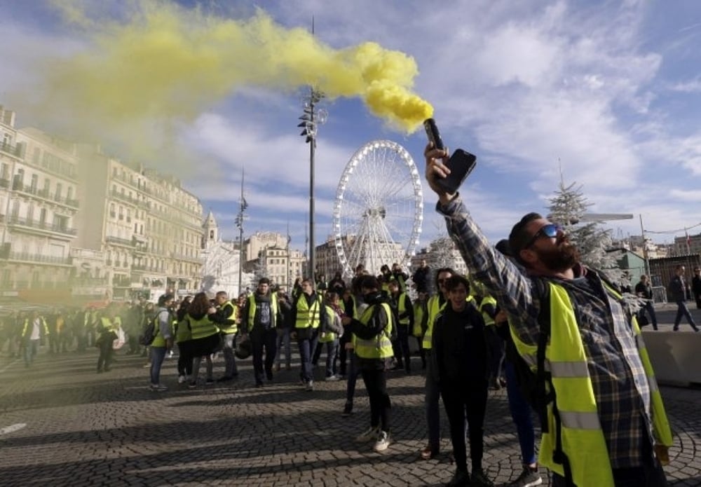 French Govt To Meet Protest Organisers After ‘Yellow Vest’ Riots Rock Paris
