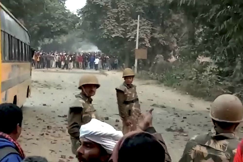 Gazipur Cop Killing A Result Of UP CM Adityanath's 'Thok Do' Attitude: Akhilesh