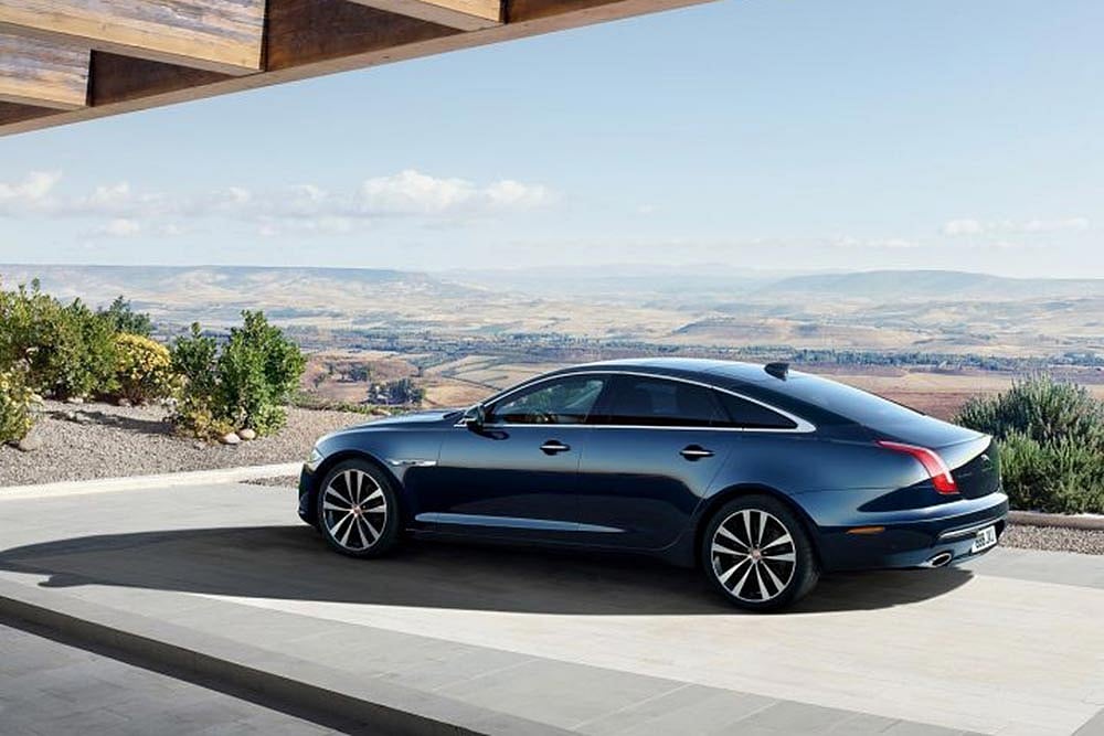 2018 Jaguar XJ50 Launched At Rs 1.11 Crore