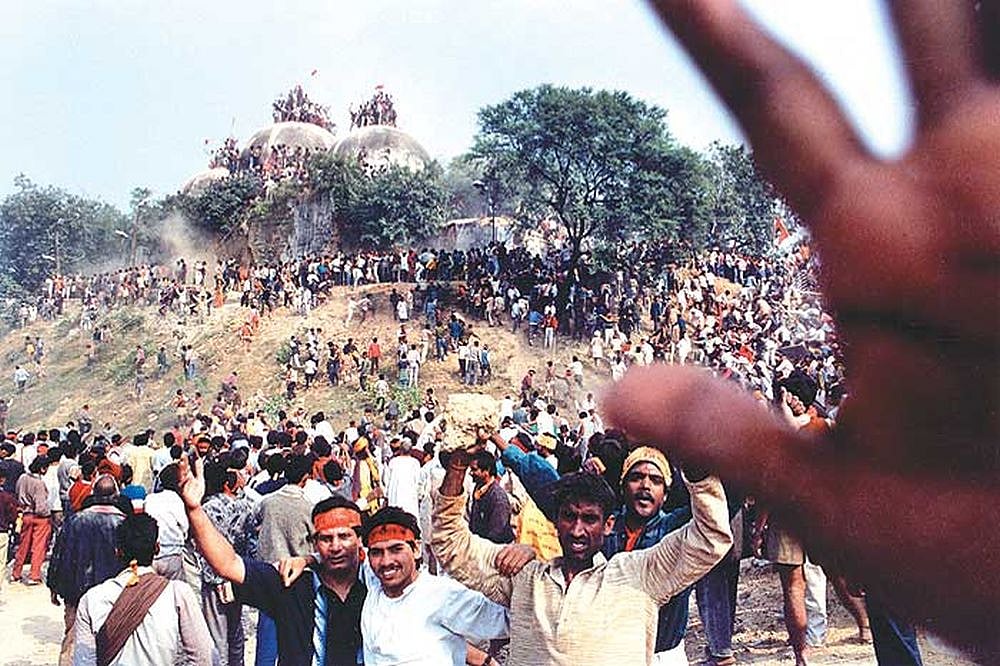Babri Masjid-Ram Janmabhoomi Dispute.: AIMPLB Member Expelled For Saying Shifting Of Mosque Is Permissible
