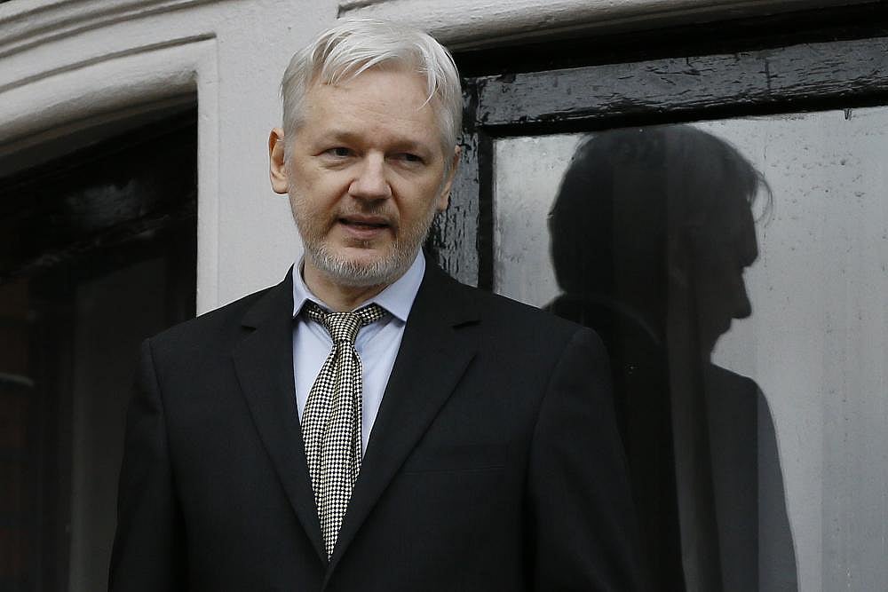 British Judge Upholds WikiLeaks Founder Julian Assange's Arrest Warrant