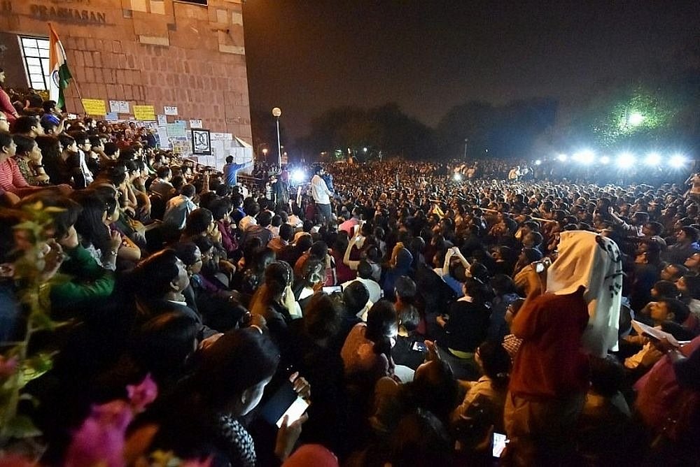 HC Asks JNU Students To Not Obstruct VC, Staff From Entering Administrative Block, Allows Them To Carry Protests In Sabarmati Lawn