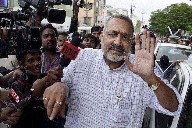 People Like Owaisi Influenced By 'Jinnah's Ghost', They Wish To Divide This Nation, Says Union Minister Giriraj Singh