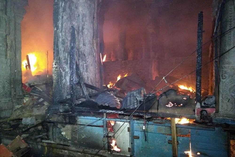 Major fire breaks out in Dum Dum area of Kolkata