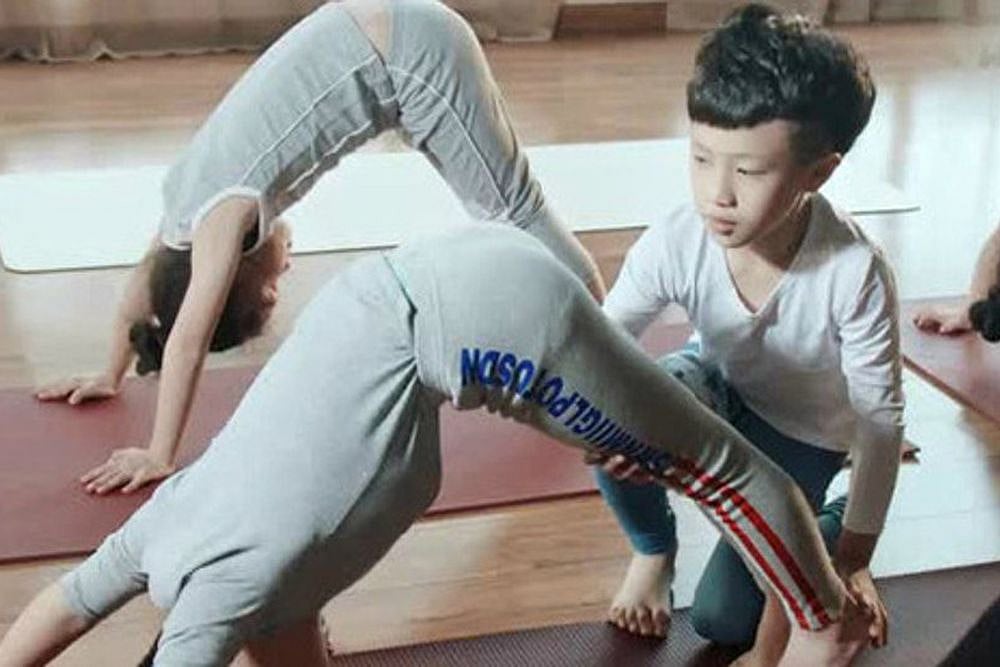 Seven-Year-Old Chinese Boy, Youngest Yoga Teacher, Earns $15,900