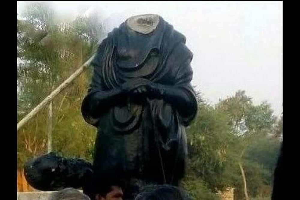 CRPF Jawan Arrested For Vandalising Periyar Statue In Tamil Nadu