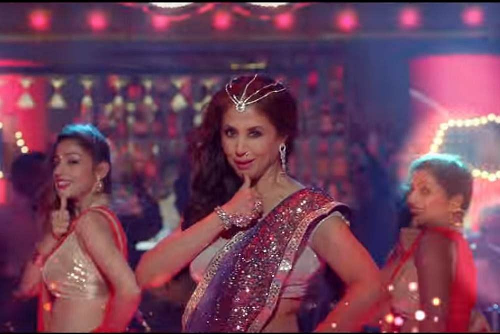 Urmila Matondkar Returns To Big Screen After 10 Years With 'Bewafa Beauty'