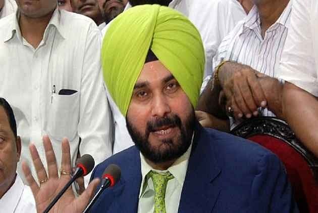Navjot Singh Sidhu's Bank Accounts Seized Over Non-Payment Of Taxes
