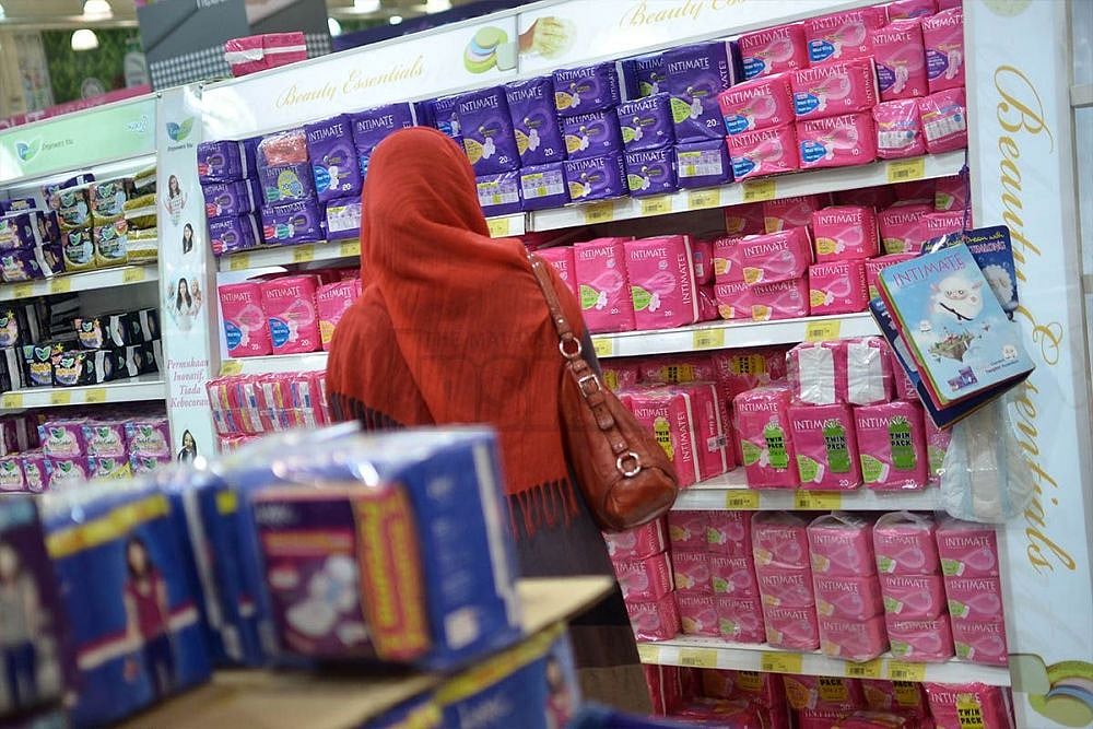 Good News For Andhra Women: Government To Slash Sanitary Pad Price By Half