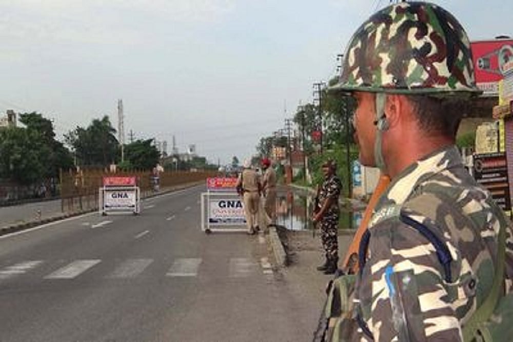 Bharat Bandh: Clashes In Bihar, 12 Injured, Markets, Roads Closed Down - null