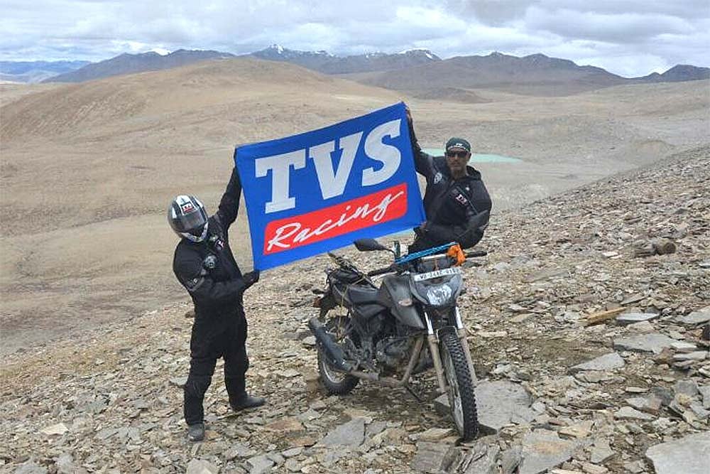 TVS Apache RTR 200 4V Enters Limca Book Of Records