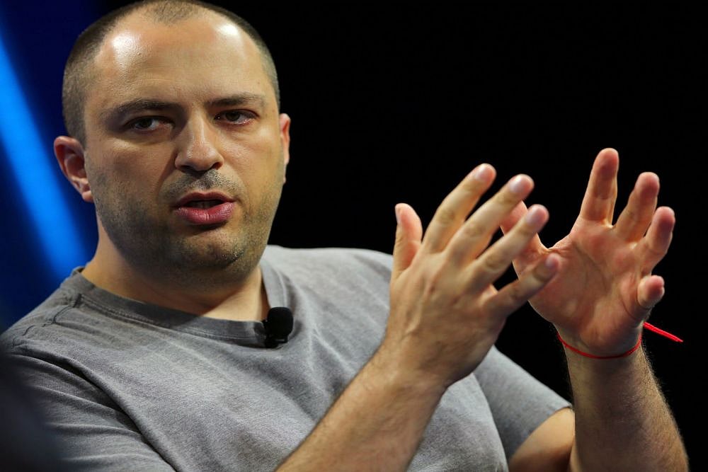 WhatsApp Founder Jan Koum To Leave Facebook Amid Privacy Controversy