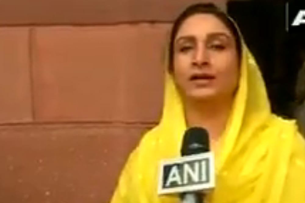 This Is Not Munna Bhai's 'Pappi Jhappi' Area: Harsimrat Badal On Rahul Gandhi's Hug To Modi In Lok Sabha
