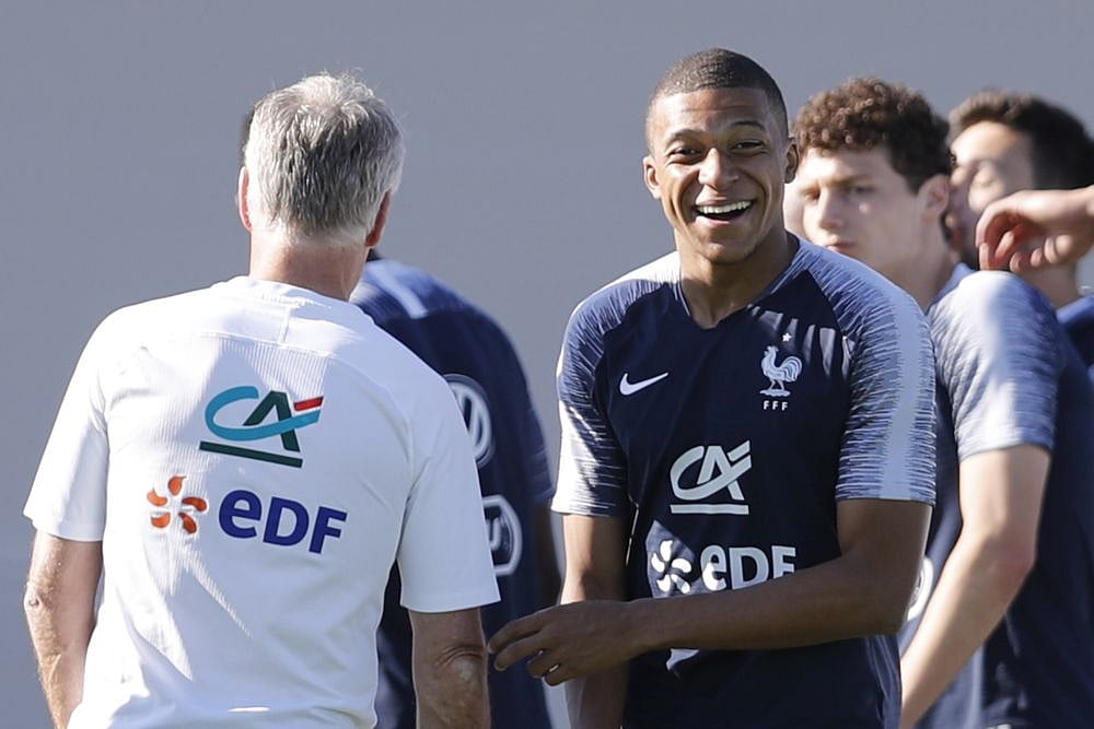 Uruguay's Immoveable Defence Ready For France's Unstoppable Mbappe In World Cup Quarter-Final