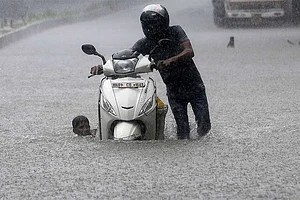 Heavy Rains Continue To Lash Mumbai, Schools And Colleges Shut