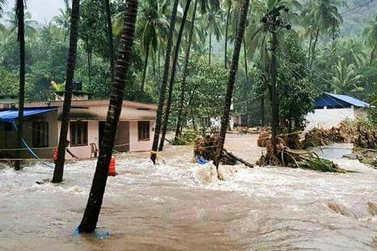 South Atlantic Ocean Triggers 'Kallakkadal' In Kerala, Coastal Areas Flooded | Phenomenon Explained 