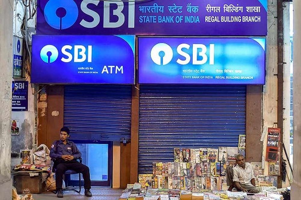 Demonetisation: Even After 21 Months, SBI Yet To Recalibrate 18,135 ATMs For New Notes, Reveals RTI