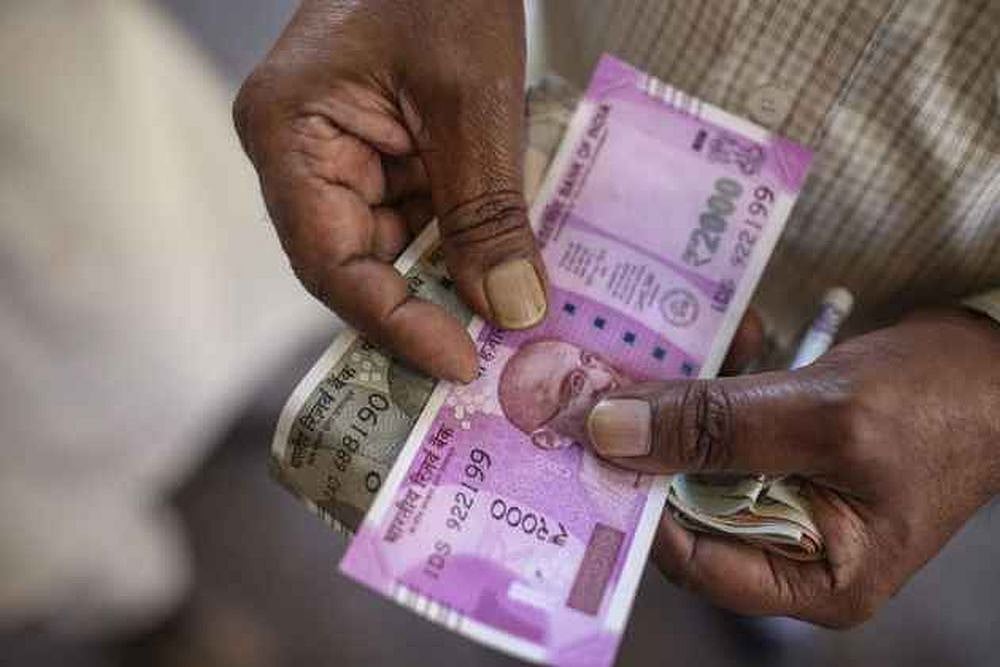 Rupee Inches 2 Paise Higher To 78.02 Against US Dollar In Early Trade
