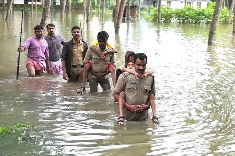 How Kerala Police Scripted A New Tale Of Heroism And Compassion In Times Of State’s Worst Floods