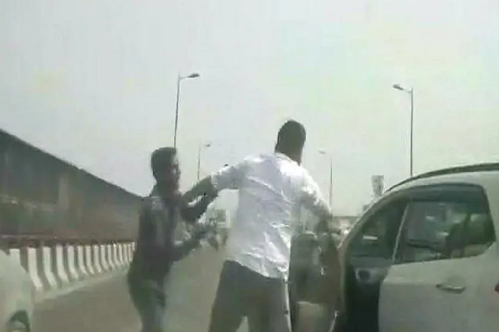 Businessman Robbed Of Rs 70 Lakh At Gunpoint On Delhi Road