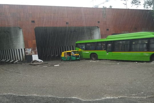 Delhi: Roads Waterlogged, Traffic Snarls After Heavy Rains