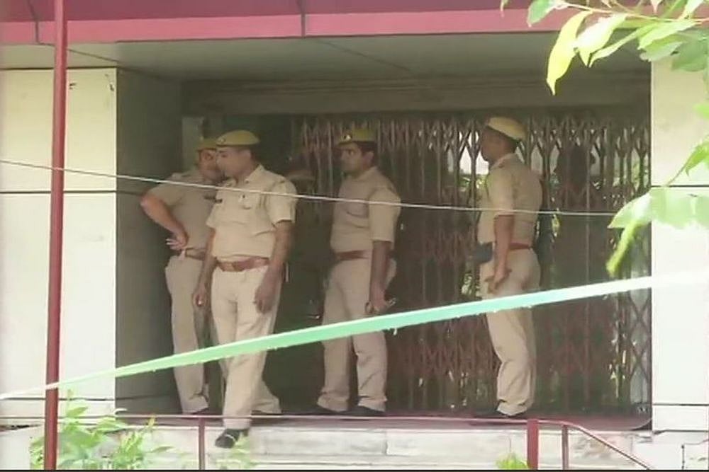 Two Security Guards Of PNB Killed In A Bank Robbery Bid In Noida: Police