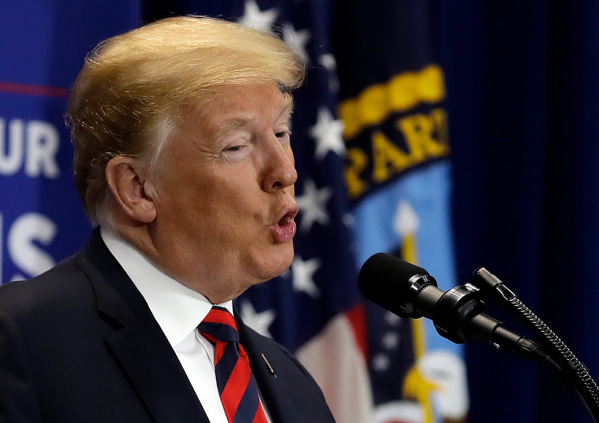 US Proposes To Deny Green Cards For Immigrants Seeking Public Assistance