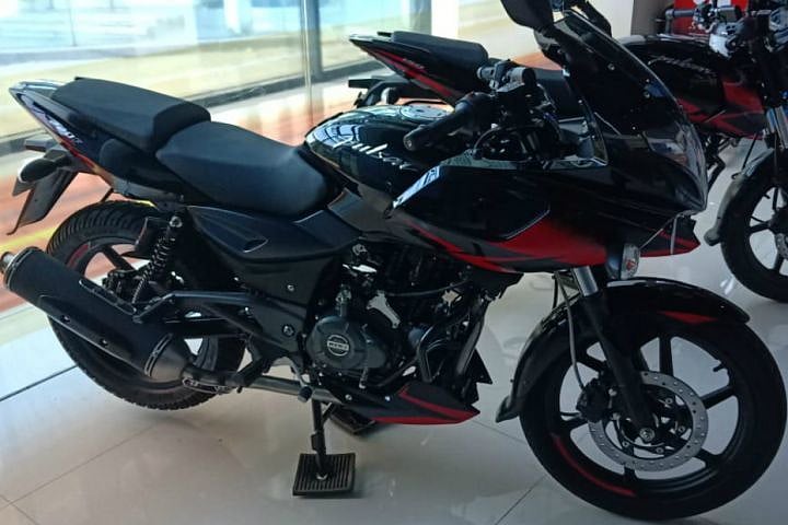 Bajaj Pulsar 220F Updated With ABS