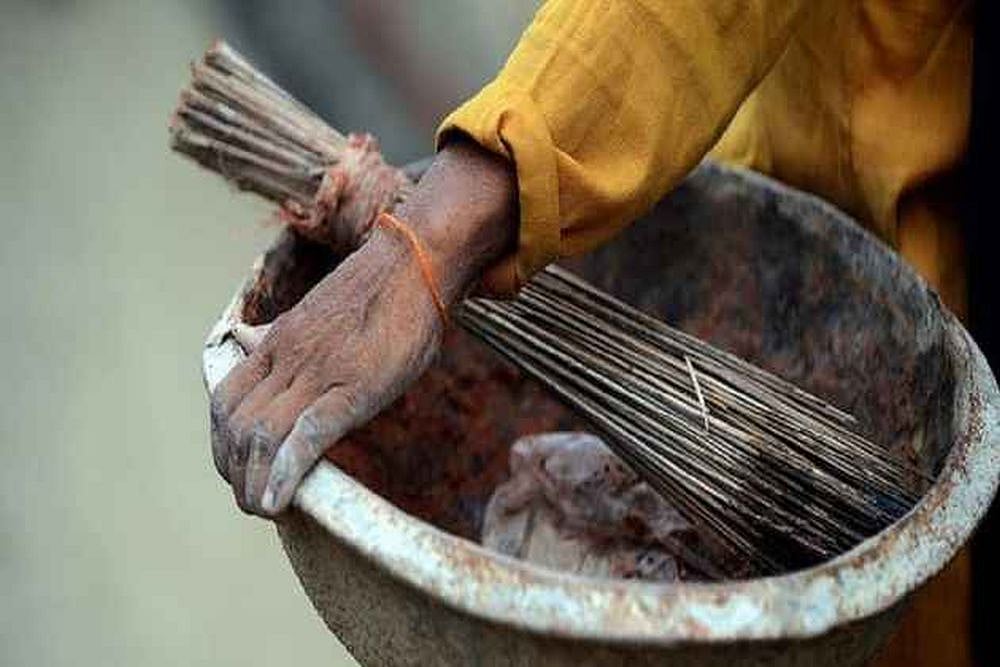 Sanitation Workers Threaten To Jump Off Tower In Protest Over Pending Wages In Noida