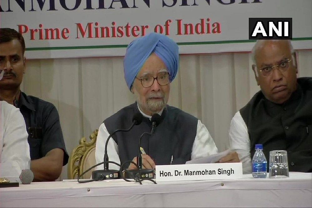 'Maharashtra Worst Hit By Slowdown': Manmohan Singh Sounds Alarm On Indian Economy